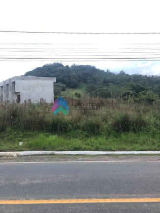 Terreno à Venda, 967 m² em Caixa D' água - Guaramirim