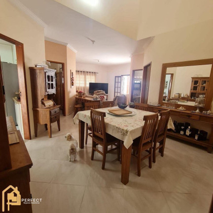 Imagem Casa com 4 Quartos à Venda, 207 m² em Belem - Taubaté