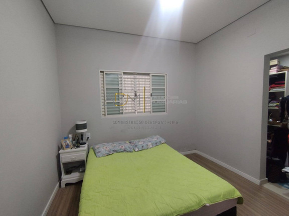 Imagem Casa com 3 Quartos à Venda, 300 m² em Vila Pinheiro - Botucatu