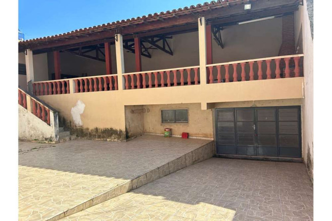 Imagem Casa com 4 Quartos à Venda, 288 m² em Centro - Salto De Pirapora