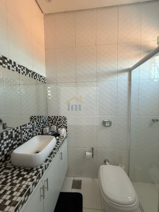Imagem Casa com 4 Quartos à Venda, 300 m² em Residencial Barravento - Goiânia