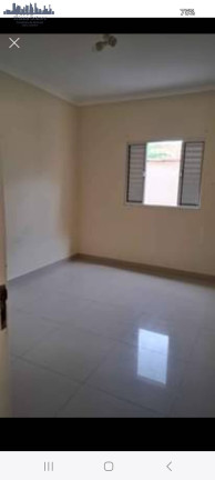 Imagem Casa com 4 Quartos para Alugar,  em Bragança Paulista