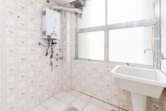 Imagem Apartamento com 3 Quartos à Venda, 110 m² em Três Figueiras - Porto Alegre