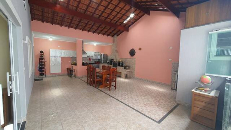 Imagem Casa com 3 Quartos à Venda, 275 m² em Jardim Ismênia - São José Dos Campos