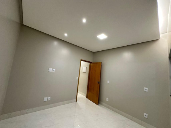 Imagem Casa com 3 Quartos à Venda, 125 m² em Setor Três Marias - Goiânia Imagem Casa com 3 Quartos à Venda, 125 m² em Setor Três Marias - Goiânia