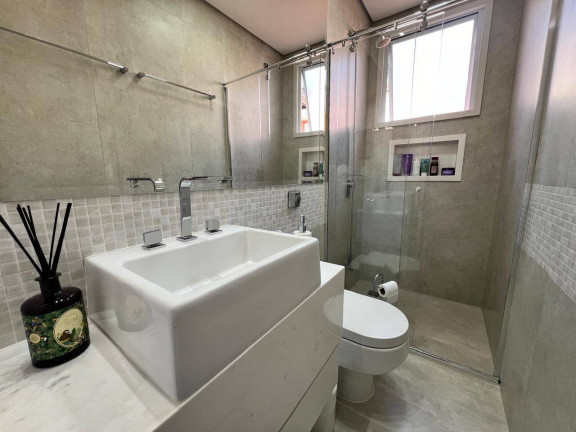 Imagem Imóvel com 3 Quartos à Venda, 1.350.000 m² em São Paulo - Jundiaí Imagem Imóvel com 3 Quartos à Venda, 1.350.000 m² em São Paulo - Jundiaí