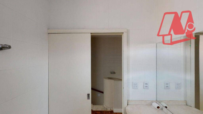 Imagem Casa com 3 Quartos à Venda, 196 m² em Rio Branco - Porto Alegre