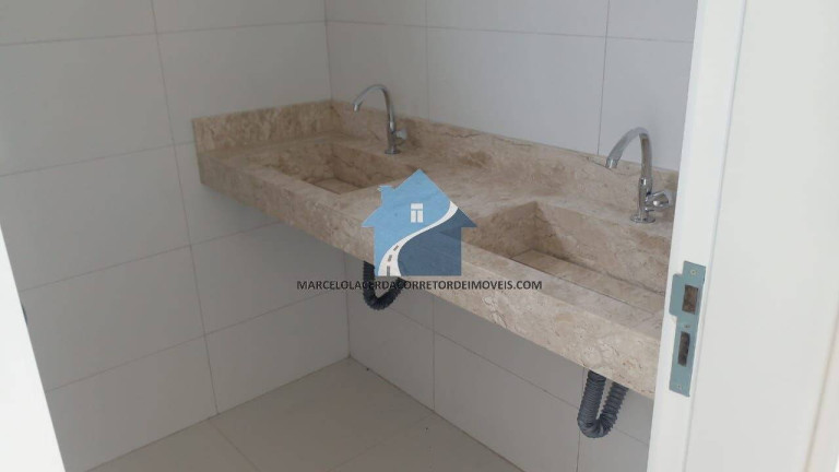 Imagem Casa de Condomínio com 3 Quartos à Venda, 275 m² em Ponta Negra - Manaus Imagem Casa de Condomínio com 3 Quartos à Venda, 275 m² em Ponta Negra - Manaus