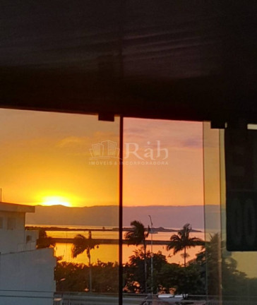 Imagem Apartamento com 2 Quartos à Venda, 179 m² em Fazenda - Itajaí Imagem Apartamento com 2 Quartos à Venda, 179 m² em Fazenda - Itajaí