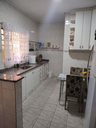Sobrado com 4 Quartos à Venda, 197 m² em Conjunto Residencial Dom Pedro I - São José Dos Campos