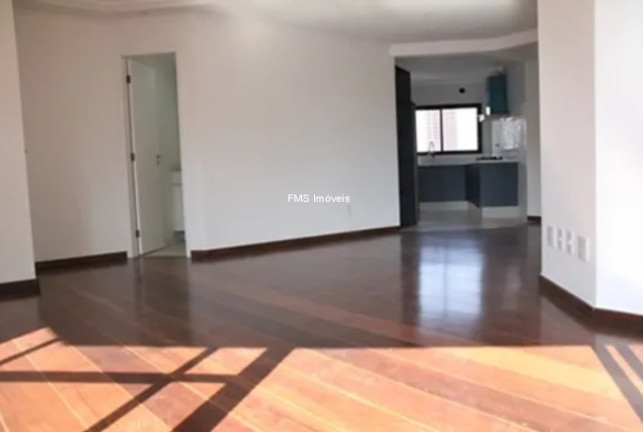 Imóvel com 3 Quartos à Venda, 128 m² em Chacara Santo Antonio - São Paulo