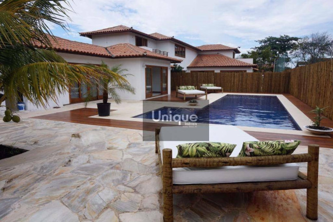 Imagem Casa com 9 Quartos à Venda, 415 m² em Ferradura - Armação Dos Búzios Imagem Casa com 9 Quartos à Venda, 415 m² em Ferradura - Armação Dos Búzios