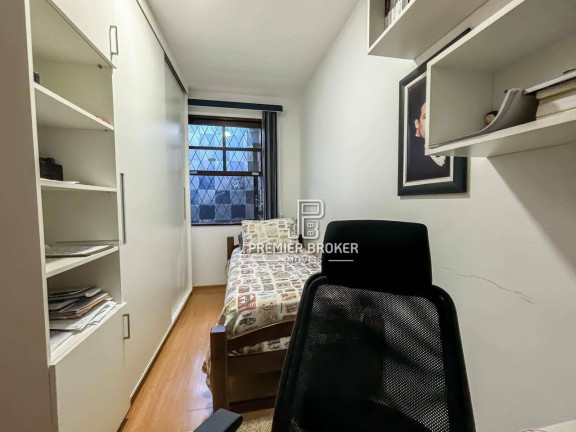 Imagem Casa com 4 Quartos à Venda, 128 m² em Granja Guarani - Teresópolis