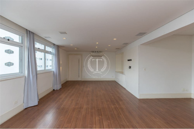 Imagem Apartamento com 2 Quartos à Venda, 180 m² em Cerqueira César - São Paulo