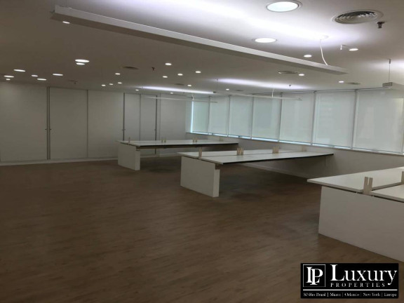 Imagem Imóvel Comercial à Venda, 210 m² em Vila Olimpia - São Paulo Imagem Imóvel Comercial à Venda, 210 m² em Vila Olimpia - São Paulo