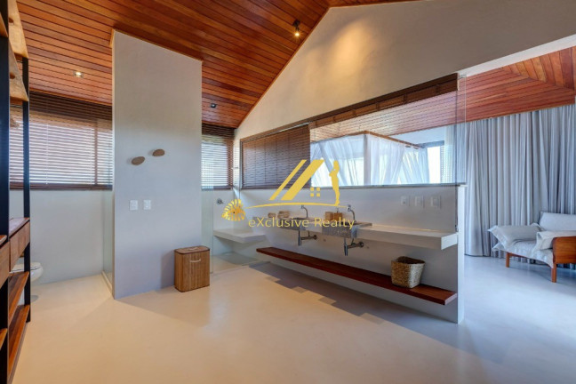 Imagem Imóvel com 5 Quartos à Venda, 400 m² em Praia Do Forte - Mata De São João Imagem Imóvel com 5 Quartos à Venda, 400 m² em Praia Do Forte - Mata De São João