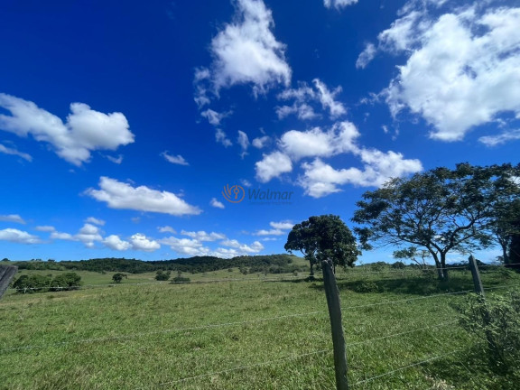 Imagem Imóvel com 6 Quartos à Venda, 52 m² em Centro - Araruama Imagem Imóvel com 6 Quartos à Venda, 52 m² em Centro - Araruama