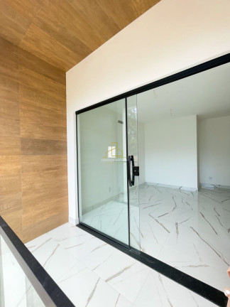 Imagem Casa com 3 Quartos à Venda, 117 m² em Portal De Jacaraípe - Serra