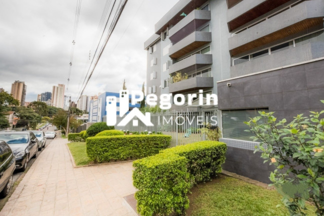 Imagem Apartamento com 3 Quartos à Venda, 147 m² em Cabral - Curitiba