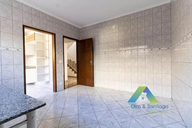 Imagem Casa com 3 Quartos à Venda, 210 m² em Vila Gumercindo - São Paulo Imagem Casa com 3 Quartos à Venda, 210 m² em Vila Gumercindo - São Paulo