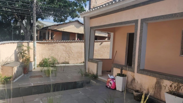 Imagem Casa com 3 Quartos à Venda, em Campo Grande - Rio De Janeiro Imagem Casa com 3 Quartos à Venda, em Campo Grande - Rio De Janeiro