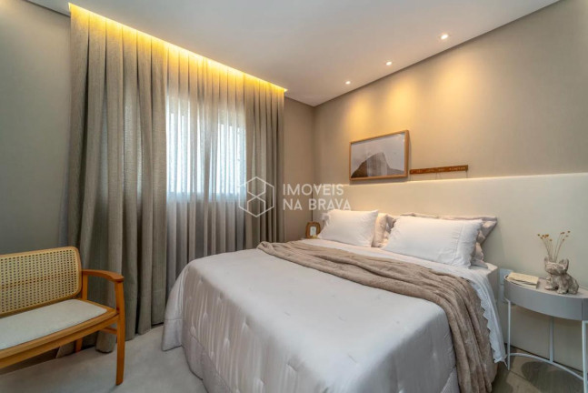 Imagem Apartamento com 4 Quartos à Venda, 237 m² em Centro - Balneário Camboriú Imagem Apartamento com 4 Quartos à Venda, 237 m² em Centro - Balneário Camboriú