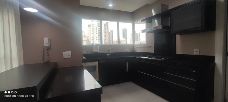 Imagem Apartamento com 3 Quartos para Alugar, 136 m² em Centro - Balneário Camboriú Imagem Apartamento com 3 Quartos para Alugar, 136 m² em Centro - Balneário Camboriú
