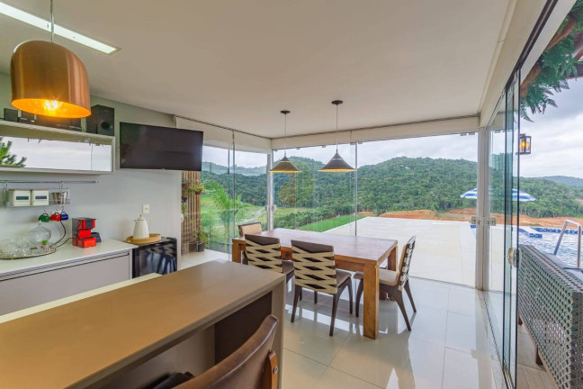 Imagem Casa com 3 Quartos à Venda, 380 m² em Camboriú