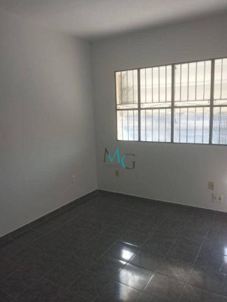 Imagem Sobrado com 2 Quartos para Alugar, 75 m² em Campo Grande - Rio De Janeiro