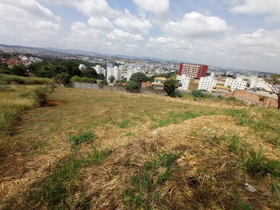 Terreno à Venda, 1.534 m² em Chácaras Reunidas Santa Terezinha - Contagem