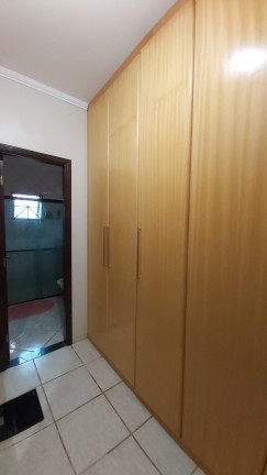 Imagem Casa com 3 Quartos à Venda, 252 m² em Vila Vilas Boas - Campo Grande Imagem Casa com 3 Quartos à Venda, 252 m² em Vila Vilas Boas - Campo Grande