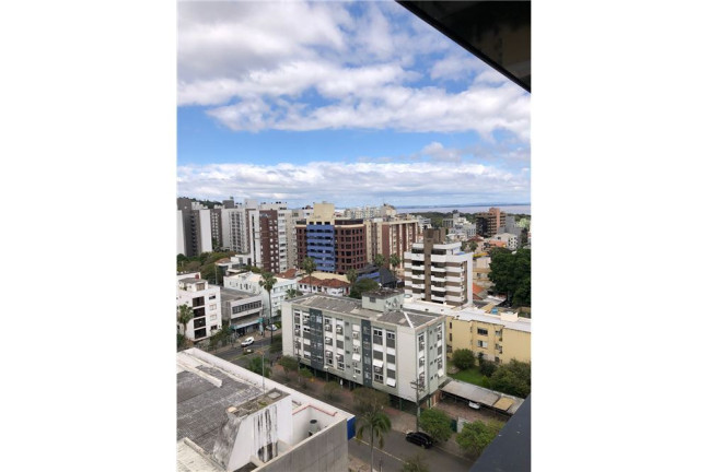 Imagem Imóvel com 3 Quartos à Venda, em Menino Deus - Porto Alegre Imagem Imóvel com 3 Quartos à Venda, em Menino Deus - Porto Alegre