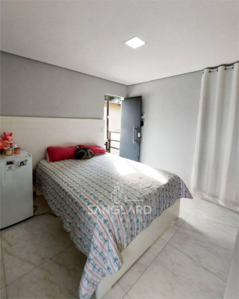 Imagem Casa com 5 Quartos à Venda, 274 m²