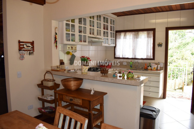 Imagem Casa com 5 Quartos à Venda, 165 m² em Região Do Vale Encantado - Campos Do Jordão Imagem Casa com 5 Quartos à Venda, 165 m² em Região Do Vale Encantado - Campos Do Jordão
