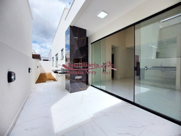 Imagem Imóvel com 3 Quartos à Venda,  em Cajupiranga - Parnamirim