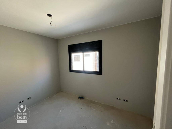 Imagem Sobrado com 3 Quartos à Venda, 131 m² em Pilarzinho - Curitiba