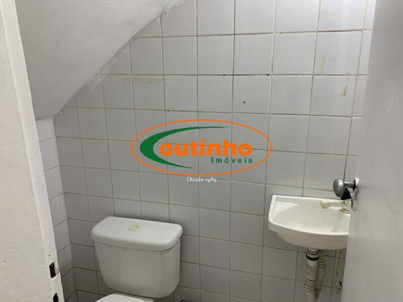 Imagem Casa com 5 Quartos à Venda, 200 m² em Tijuca - Rio De Janeiro Imagem Casa com 5 Quartos à Venda, 200 m² em Tijuca - Rio De Janeiro