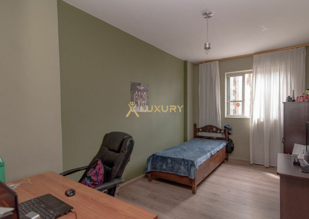 Imagem Imóvel com 4 Quartos à Venda, 190 m² em Funcionários - Belo Horizonte
