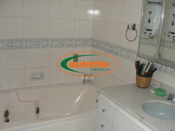 Imagem Casa com 3 Quartos à Venda, 199 m² em Tijuca - Rio De Janeiro Imagem Casa com 3 Quartos à Venda, 199 m² em Tijuca - Rio De Janeiro