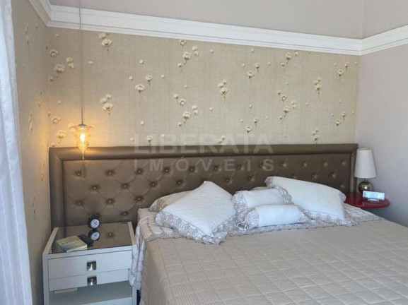 Imagem Sobrado com 3 Quartos à Venda, 220 m² em Centro - Navegantes Imagem Sobrado com 3 Quartos à Venda, 220 m² em Centro - Navegantes