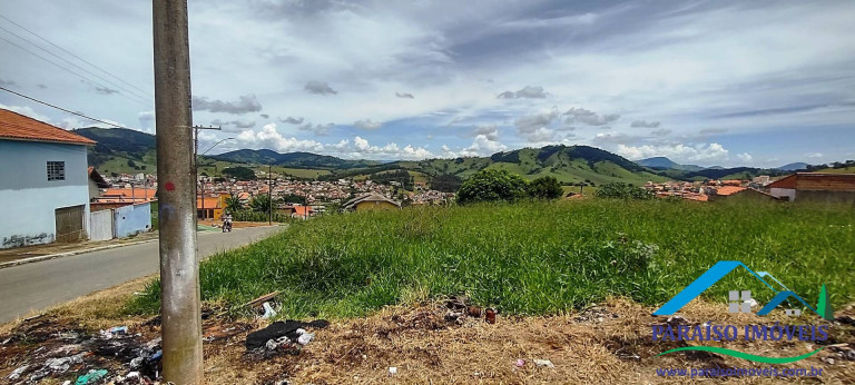 Imagem Terreno à Venda, 409 m² em Centro - Paraisópolis Imagem Terreno à Venda, 409 m² em Centro - Paraisópolis