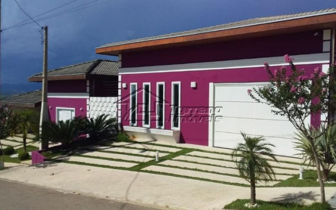 Casa de Condomínio com 3 Quartos à Venda, 150 m² em Terras Do Vale - Caçapava