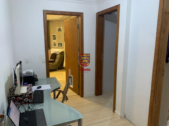 Imagem Apartamento com 3 Quartos à Venda, em Coqueiros - Florianópolis Imagem Apartamento com 3 Quartos à Venda, em Coqueiros - Florianópolis