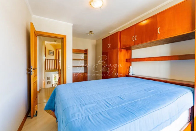 Imagem Casa com 5 Quartos à Venda, 374 m² em São João - Curitiba