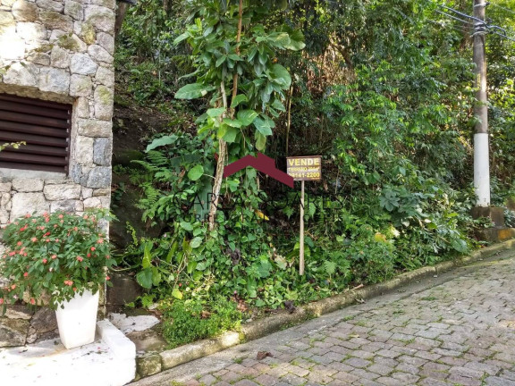 Terreno à Venda, 394 m² em Península - Guarujá