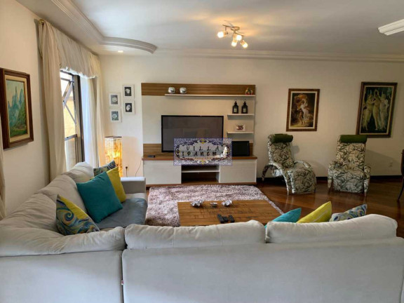 Imagem Apartamento com 4 Quartos à Venda, 210 m² em Várzea - Teresópolis