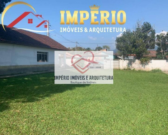 Terreno à Venda, 810 m² em Caraguatatuba