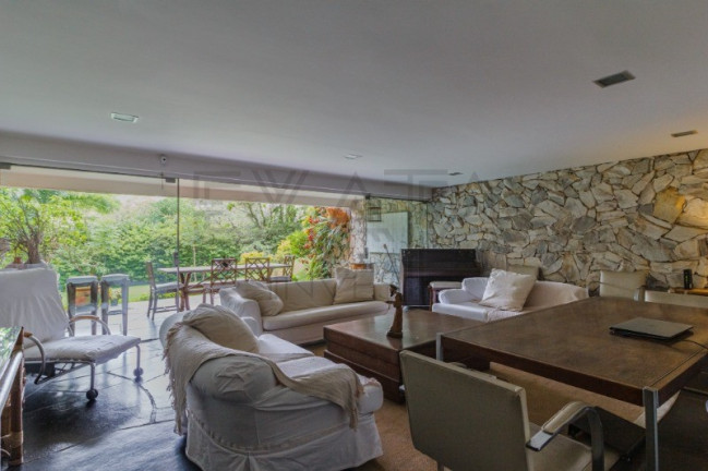 Imagem Imóvel com 4 Quartos à Venda, 341 m² em Jardim Morumbi - São Paulo Imagem Imóvel com 4 Quartos à Venda, 341 m² em Jardim Morumbi - São Paulo
