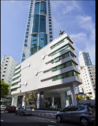Imagem Apartamento com 3 Quartos para Alugar, 133 m² em Centro - Balneário Camboriú