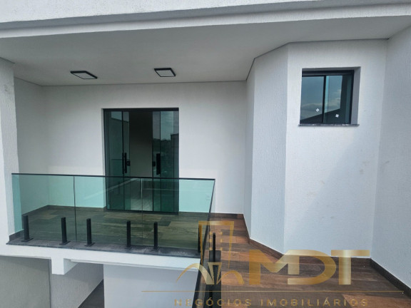 Imagem Casa com 4 Quartos à Venda, 209 m² em Planalto - Belo Horizonte
